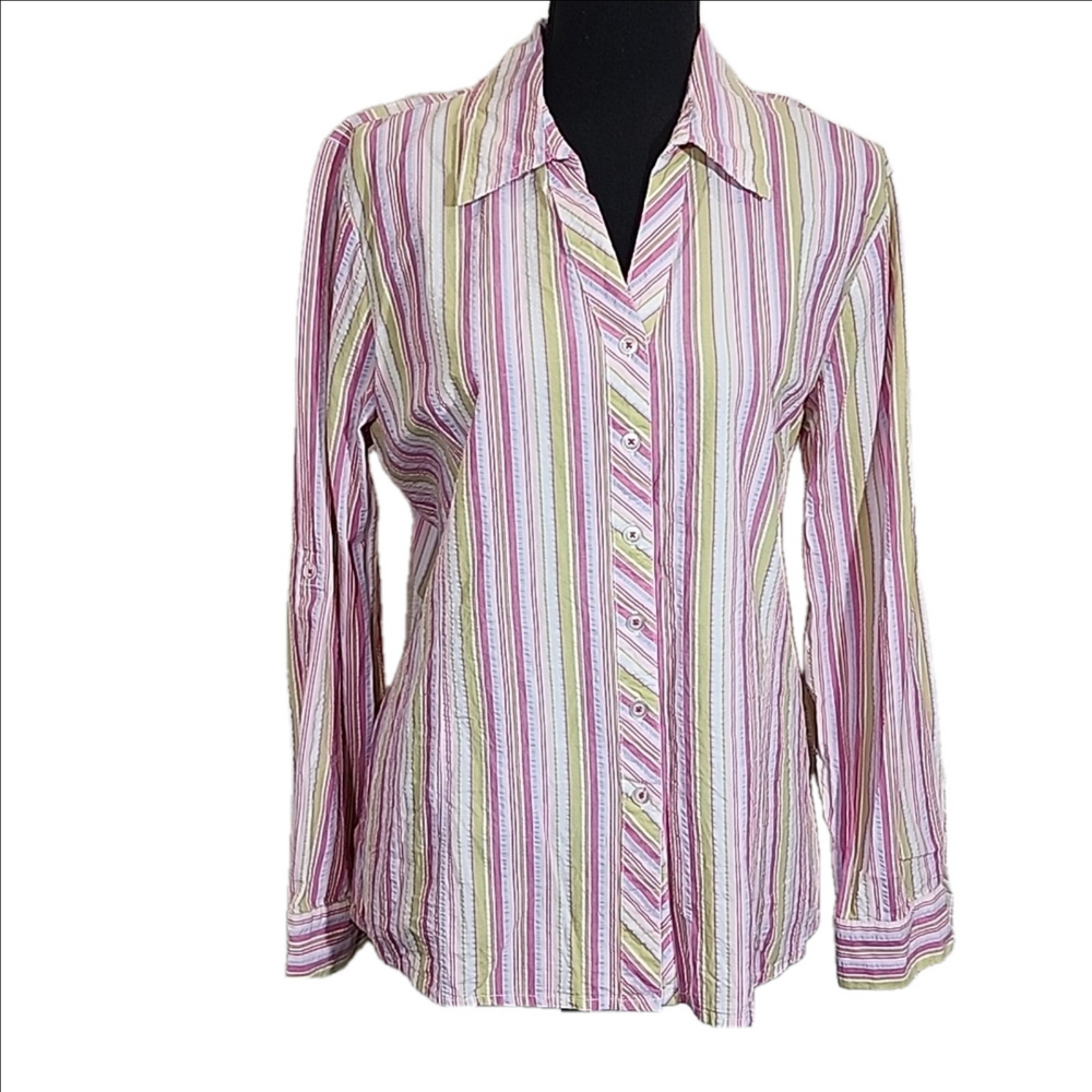 D&Co V-Neck Button Down Top